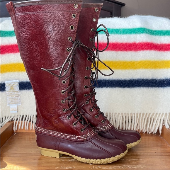 L.L. Bean Shoes - LL Bean rare 16” shearling lined boots cranberry
